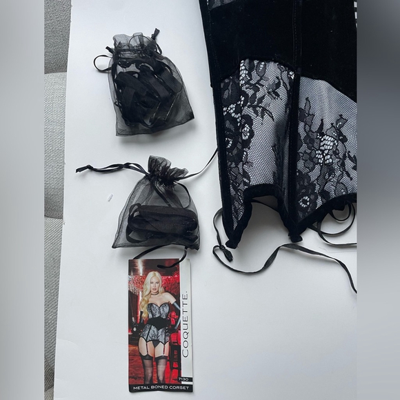 Coquette Corset Black/Silver Black Lace Bustier small - Picture 7 of 7